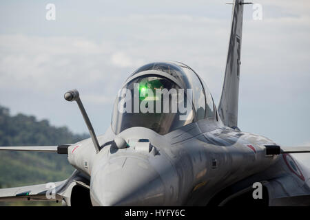 Ein Jagdflugzeug Dassault Rafale Multirole auf Langkawi International Maritime und Luft-und Raumfahrt (LIMA) Ausstellung 2017 Stockfoto