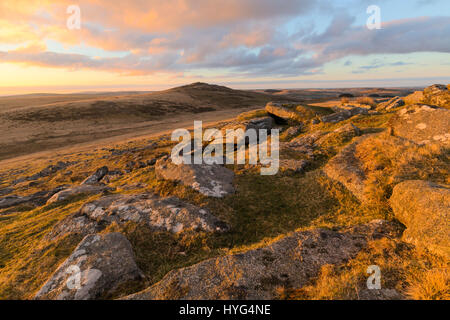 Die Aussicht vom regnerisch Tor Blick auf Brown Willy auf Bodmin Moor Stockfoto