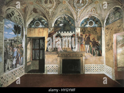 „Camera picta, parete della corte“ bezieht sich auf ein gemaltes Zimmer oder Wandgemälde eines italienischen Hofes. Das Kunstwerk stellt wahrscheinlich eine Szene oder eine Reihe von Ereignissen dar, mit komplizierten Details, die charakteristisch für Fresken aus der Renaissance oder dem Barock sind und eine historische Perspektive auf das Hofleben oder wichtige Ereignisse bieten. Stockfoto