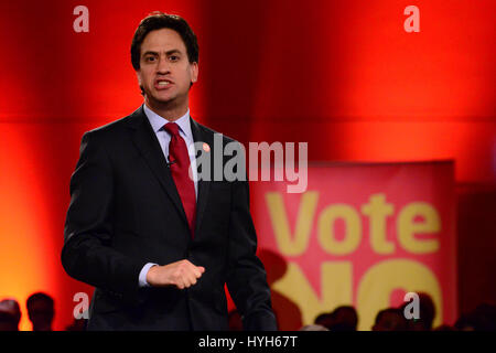 Labour-Chef Ed Miliband sprechen bei einem schottischen Labour "Raus die Abstimmung" Event, vor den letzten paar Tagen der Kampagne in der schottischen Unabhängigkeitsreferendum, Stockfoto