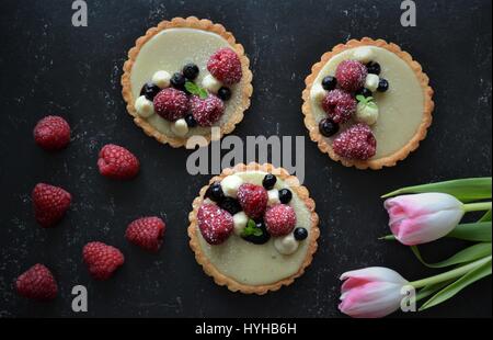 Einzelnen Karamell weiße Schokolade Torte Torte Stockfoto