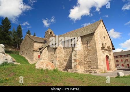 Frankreich, Pyrénées-Orientales (66), Font-Romeu, Chapelle de l ' Ermitage / / Frankreich, Pyrenäen-Orientales, Font-Romeu, Kapelle des Ermitage Stockfoto