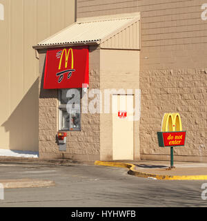 TRURO, Kanada - 4. April 2017: McDonald's Corp ist die größte Kette von Fastfood-Restaurants in der ganzen Welt. Stockfoto