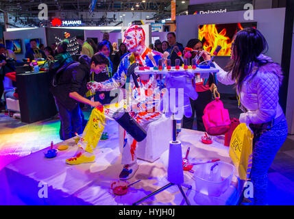 LAS VEGAS - JAN 08: The Polaroid-Stand auf der CES in Las Vegas statt, am 8. Januar 2017, CES ist die weltweit führenden Unterhaltungselektronik Messe. Stockfoto