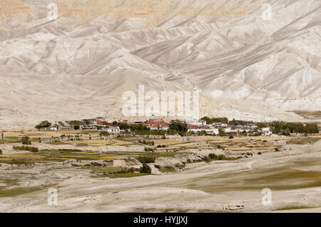 Nepal, Mustang Trek, Lo Mantang Stadt von Westen Stockfoto