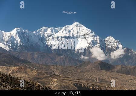 Nepal, Mustang Trek, Landschaft auf Siyarko Tangk Danda Kamm, Nilgiri Himal, 7061 mts Stockfoto