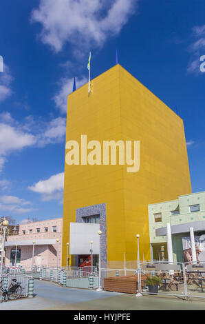 Gelber Turm des Museums in Groningen, Niederlande Stockfoto