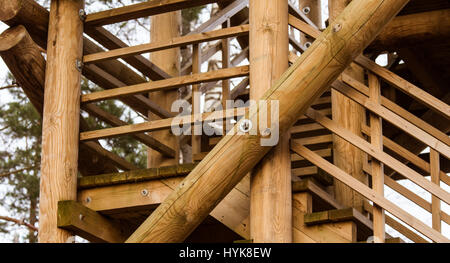 Details zu einem hölzernen Vogelbeobachtung Turm Stockfoto