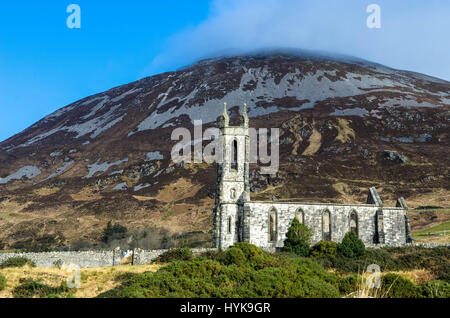 Zerstörte Kirche Errigal Mountain Dunlewey Kirche Donegal Irland Stockfoto