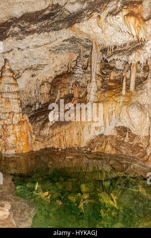 Emerald Lake in Demanovska Cave of Liberty, Slowakei Stockfoto