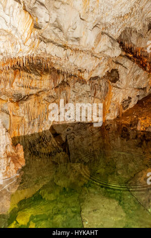 Emerald Lake in Demanovska Cave of Liberty, Slowakei Stockfoto