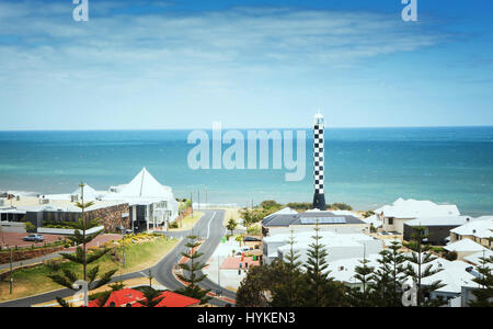 Die Aussicht von der Spitze von Marlston Hill Lookout Bunbury Western Australien WA mit Leuchtturm Stockfoto