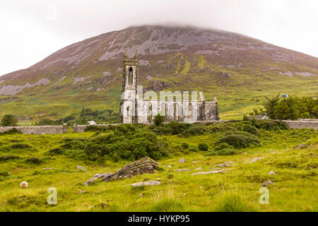 DONEGAL, Irland - Ruinen der Dunlewey Kirche, die Gift Glen. Stockfoto