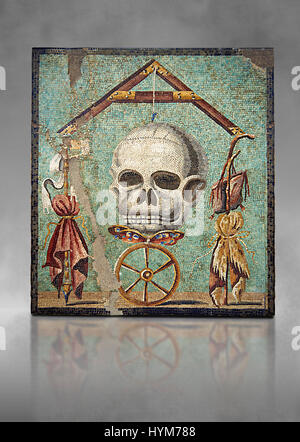 Römisches Mosaik Darstellung Tod (Memento Mori) Inv keine 109982, archäologischen Museum von Neapel, Italien Stockfoto