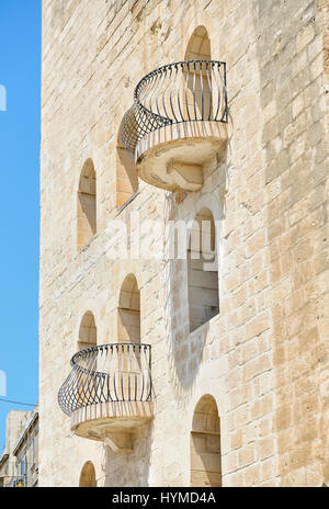 Die Ansicht der maltesischen Stil Balkone in Birgu. Malta Stockfoto