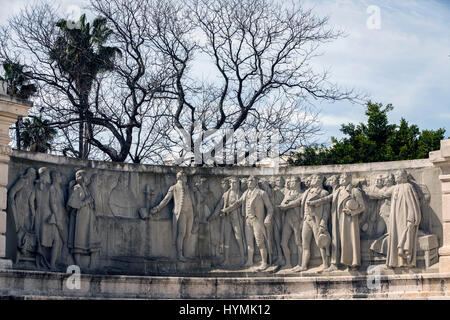 Denkmal für die Verfassung von 1812, dekoratives Detail gemacht in Stein, Cádiz, Andalusien, Spanien Stockfoto