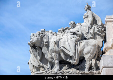 Denkmal für die Verfassung von 1812, dekoratives Detail gemacht in Stein, Cádiz, Andalusien, Spanien Stockfoto