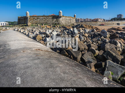 Festung von Sao Francisco Queijo (allgemein bekannt als Burg von Käse) in Nevogilde Zivilgemeinde der Stadt Porto, Portugal Stockfoto