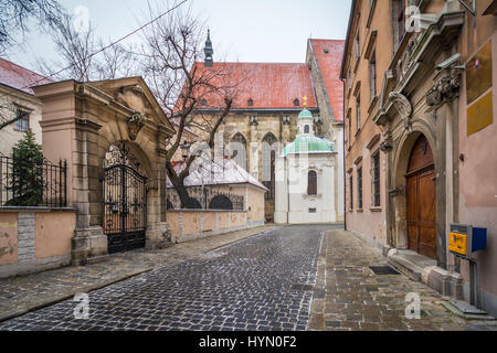 Kapitulska Straße in Bratislava in einem Wintermorgen Stockfoto