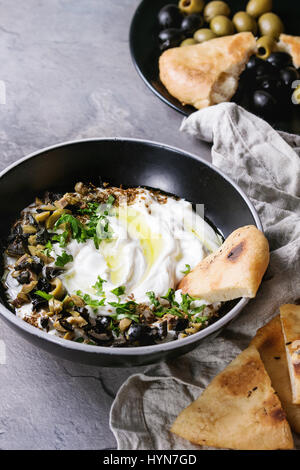 Labneh libanesischen Frischkäse dip Stockfoto