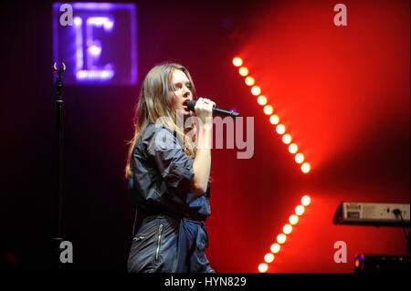 Sängerin Tove Lo führt im Wiltern Theatre am 1. Oktober 2015 in Los Angeles, Kalifornien. Stockfoto