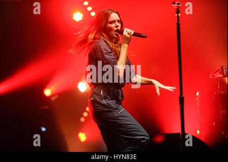 Sängerin Tove Lo führt im Wiltern Theatre am 1. Oktober 2015 in Los Angeles, Kalifornien. Stockfoto