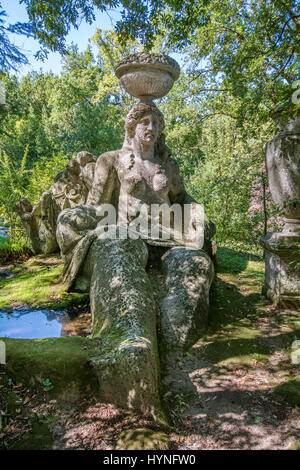 Monster-Park (heiliges Holz) in Bomarzio, mittelalterliches Dorf in der Provinz Viterbo, Latium (Italien) Stockfoto