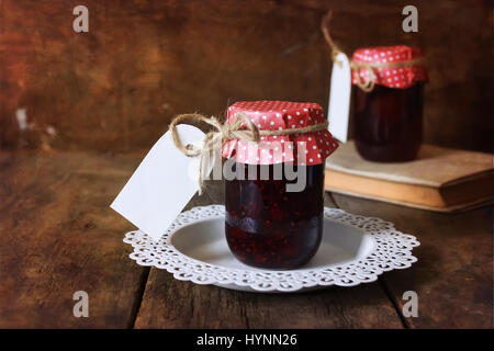 Retro-rustikale hausgemachte Marmeladenglas Stockfoto