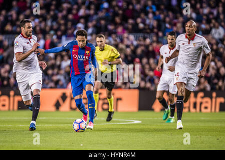 Barcelona, Katalonien, Spanien. 5. April 2017. FC Barcelona weiterleiten NEYMAR JR. in Aktion während der LaLiga Spiel zwischen FC Barcelona und Sevilla FC im Stadion Camp Nou in Barcelona Credit: Matthias Oesterle/ZUMA Draht/Alamy Live News Stockfoto