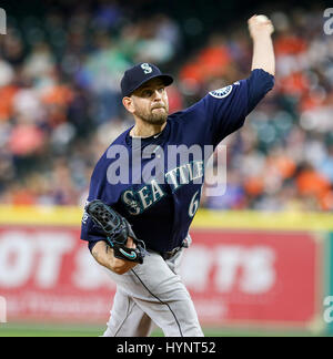 Houston, Texas, USA. 5. April 2017. Seattle Mariners Start Krug Jake Paxton (65) während des MLB-Spiels zwischen Seattle Seemänner und die Houston Astros im Minute Maid Park in Houston, Texas. John Glaser/CSM/Alamy Live-Nachrichten Stockfoto