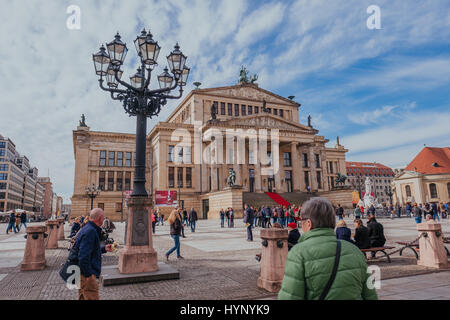 Berlin, Deutschland. 22. März 2017. Gesamtansicht des Konzerthauses Berlin am Gendarmenmarkt am 22. März 2017, Deutschland. Foto: picture Alliance/Robert Schlesinger | weltweite Nutzung/Dpa/Alamy Live-Nachrichten Stockfoto