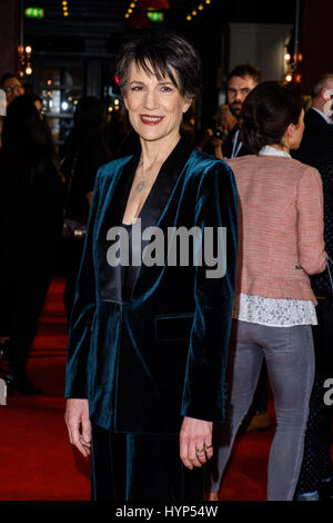 London, UK. 6. April 2017. Die UK-Premiere der Sinn des AN zu beenden auf 04.06.2017 im Picturehouse Central London stattfand. Im Bild: Harriet Walter. Bild von Julie Edwards Credit: Julie Edwards/Alamy Live-Nachrichten Stockfoto