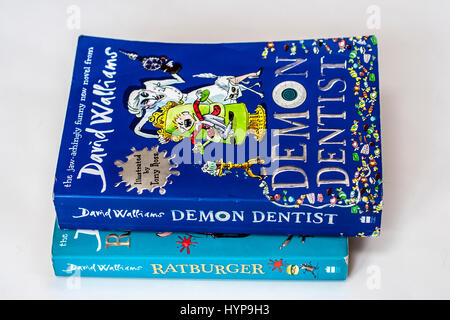 David Walliams Buch deckt-Daemon Zahnarzt & Ratburger, Kinderbücher, Kinder Bücher Stockfoto