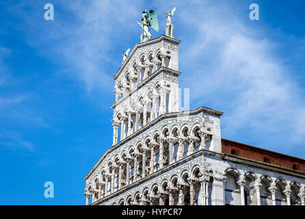 LUCCA Italien - ca. Mai 2015: Kirche San Michele in Foro in Lucca Stockfoto