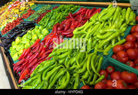 Obst und Gemüse auf einen Supermarkt Stockfoto