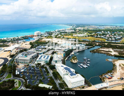 Geschäftsviertel und Marina, George Town, Grand Cayman, Cayman-Inseln, Karibik Stockfoto