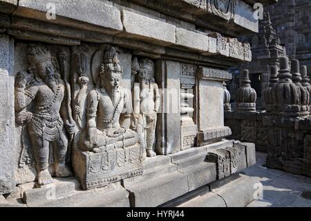 Reliefs der hinduistische Tempel Prambanan. Indonesien, Java, Yogyakarta Stockfoto