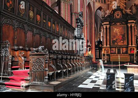 Innenraum des historischen Stadtteils in Burgge Salvatorskathedraal Kathedrale. Stockfoto