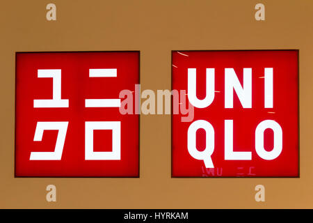 Uniqlo Store anmelden EM Quartier Shopping-Mall in Bangkok, Thailand Stockfoto