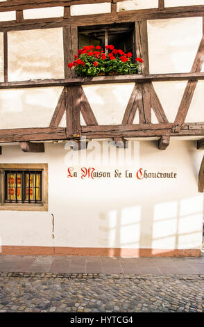 Fassade des Restaurant la Maison des Tanneurs, la Maison De La choucroute Stockfoto