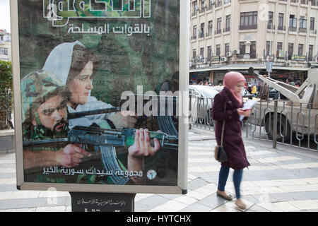 Plakat Einladung an syrische Armee auf den Straßen von Damaskus, Syrien Stockfoto