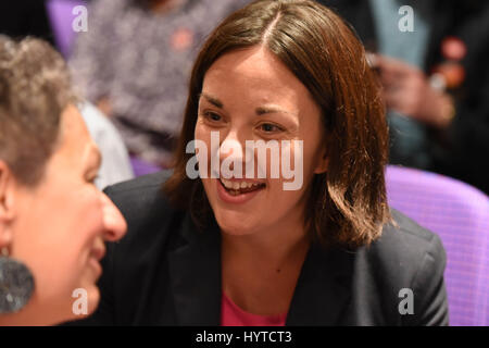 Schottische Labour Führung Anwärter Kezia Dugdale im Publikum bei einer Jeremy Corbyn britischen Labour-Führung Kampagne Veranstaltung in Edinburgh Stockfoto