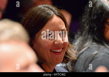 Schottische Labour Führung Anwärter Kezia Dugdale im Publikum bei einer Jeremy Corbyn britischen Labour-Führung Kampagne Veranstaltung in Edinburgh Stockfoto