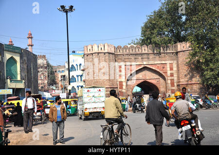 Wie Tor, befindet sich in der überlasteten & ewig lebendigen Umgebung von Alt-Delhi, Indien (Foto Copyright © von Saji Maramon) Stockfoto