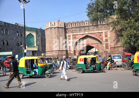 Wie Tor, befindet sich in der überlasteten & ewig lebendigen Umgebung von Alt-Delhi, Indien (Foto Copyright © von Saji Maramon) Stockfoto