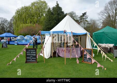 Colchester United Kingdom -1 April 2017: traditionelle met-Zelt am Jahrmarkt Stockfoto