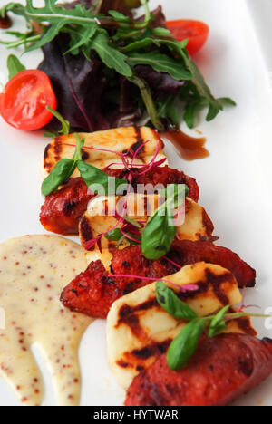 Fleisch und Halloumi Platte teilen Stockfoto