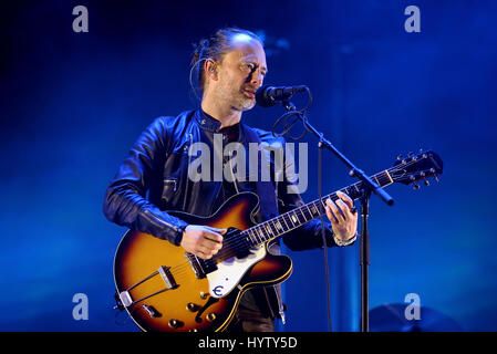 BARCELONA - 3 JUN: Radiohead (Band) führen im Konzert beim Festival Primavera Sound 2016 am 3. Juni 2016 in Barcelona, Spanien. Stockfoto