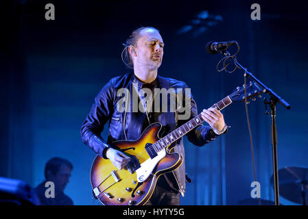 BARCELONA - 3 JUN: Radiohead (Band) führen im Konzert beim Festival Primavera Sound 2016 am 3. Juni 2016 in Barcelona, Spanien. Stockfoto