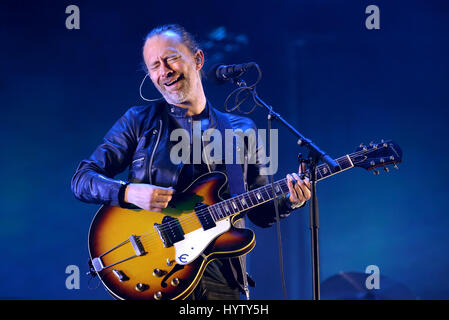 BARCELONA - 3 JUN: Radiohead (Band) führen im Konzert beim Festival Primavera Sound 2016 am 3. Juni 2016 in Barcelona, Spanien. Stockfoto